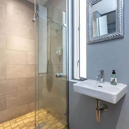 Trendy Loft Apartment Near The Waterfront And Cbd Kapstadt Exterior foto
