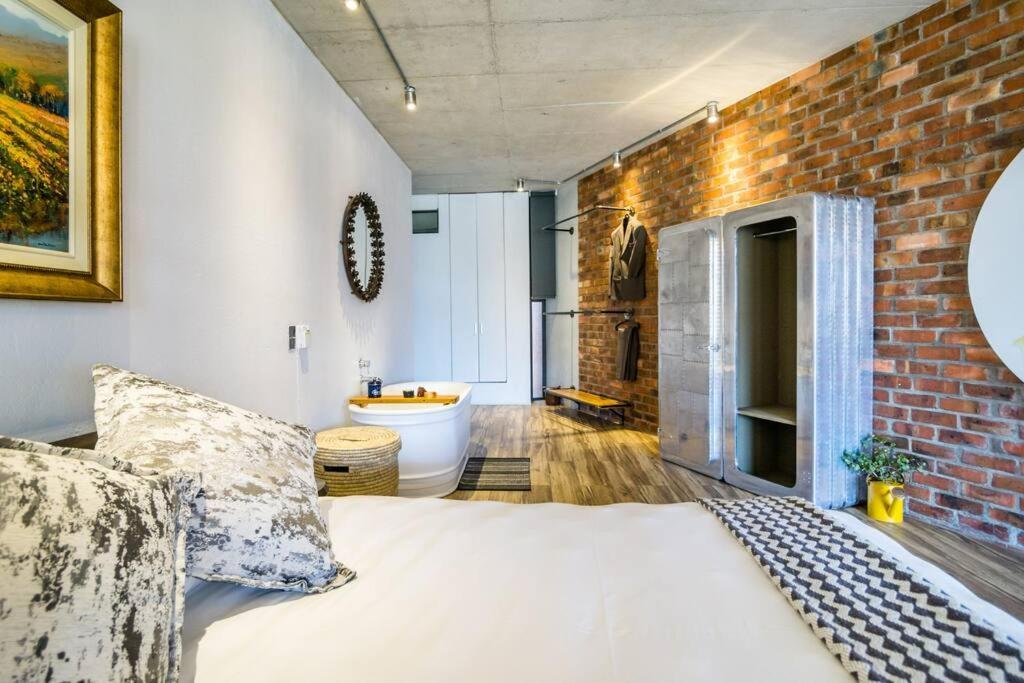Apartment Trendy Loft Near The Waterfront And Cbd