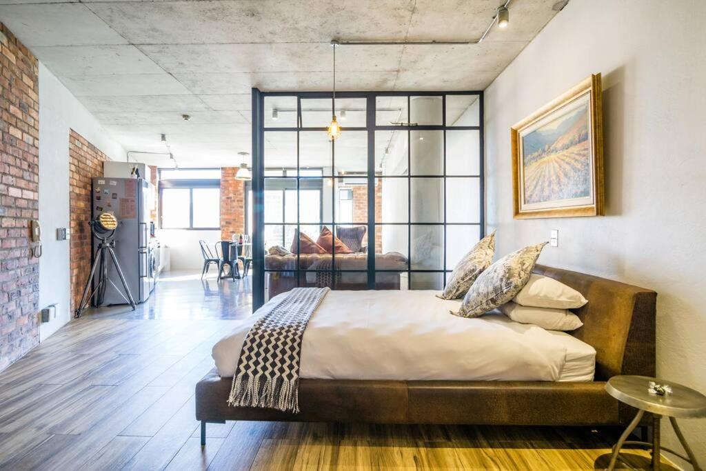 Trendy Loft Near The Waterfront And Cbd Apartment *