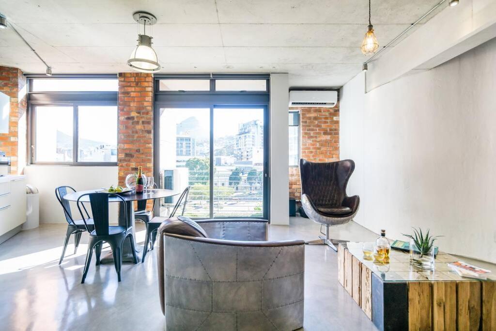 Apartment Trendy Loft Near The Waterfront And Cbd Kapstadt