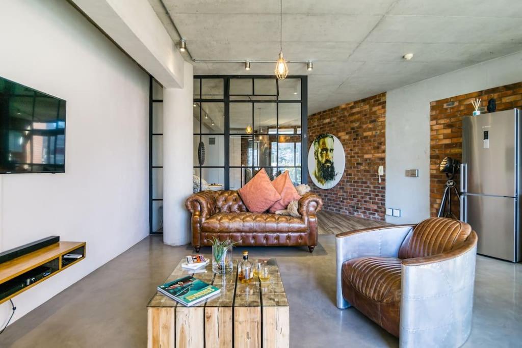 Apartment Trendy Loft Near The Waterfront And Cbd